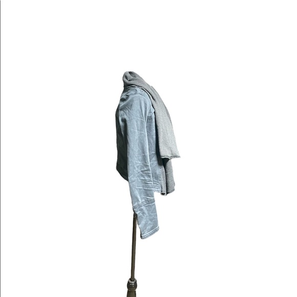 2/$20 Abercrombie And Fitch Jacket With Scarf Size Small - Picture 3 of 5